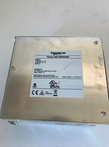 ABL4WSR24200 Schneider Electric, Zasilanie
